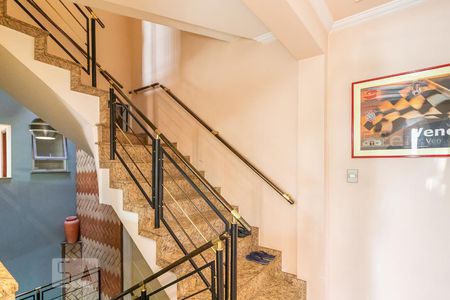 Escada de casa à venda com 4 quartos, 900m² em Jardim Colorado, São Paulo