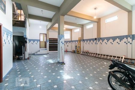 Casa à venda com 900m², 4 quartos e 8 vagasGaragem