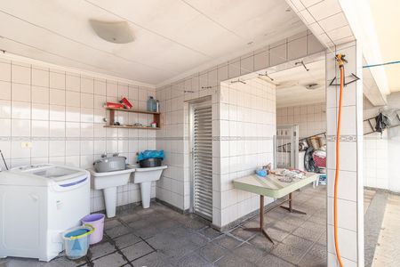 Casa à venda com 900m², 4 quartos e 8 vagasÁrea de Serviço