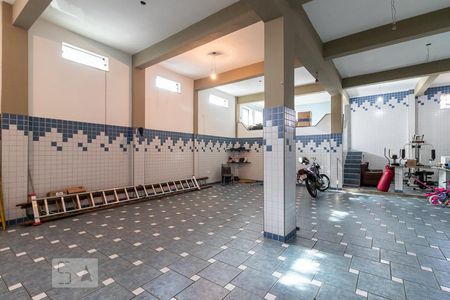 Casa à venda com 900m², 4 quartos e 8 vagasGaragem