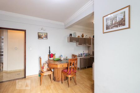 Casa à venda com 900m², 4 quartos e 8 vagasSuíte 4