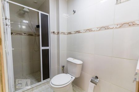 Apartamento à venda com 70m², 2 quartos e 1 vaga Apartamento à venda com 70m², 2 quartos e 1 vagaBanheiro