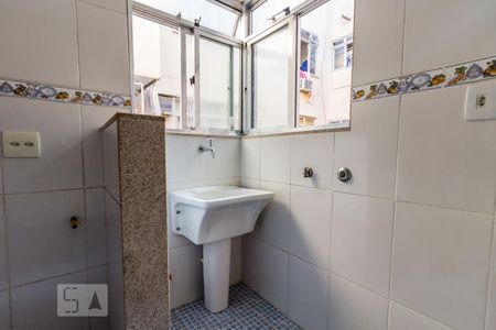 Apartamento à venda com 70m², 2 quartos e 1 vaga Apartamento à venda com 70m², 2 quartos e 1 vagaCozinha e Área de Serviço