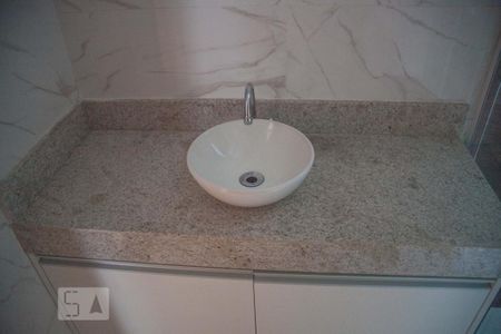 Apartamento para alugar com 47m², 2 quartos e sem vagaBanheiro Social