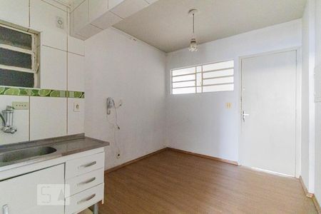 Apartamento à venda com 27m², 1 quarto e sem vagaSala - Cozinha