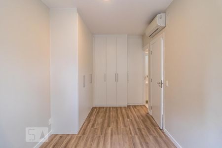 Suíte de apartamento para alugar com 1 quarto, 53m² em Alphaville Empresarial, Barueri