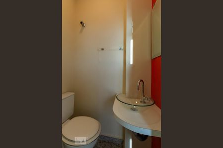 Lavabo de apartamento para alugar com 3 quartos, 123m² em Santa Terezinha, São Bernardo do Campo