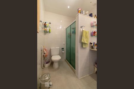 Casa de condomínio para alugar com 372m², 3 quartos e 1 vagaBanheiro 2