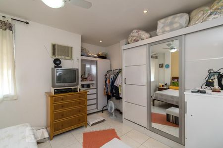 Casa de condomínio para alugar com 372m², 3 quartos e 1 vagaQuarto 2
