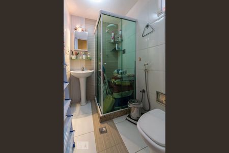 Casa de condomínio para alugar com 372m², 3 quartos e 1 vagaBanheiro de serviço  - terraço