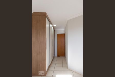 Apartamento para alugar com 75m², 2 quartos e 1 vagaSuíte