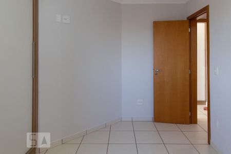 Apartamento para alugar com 75m², 2 quartos e 1 vagaQuarto 1