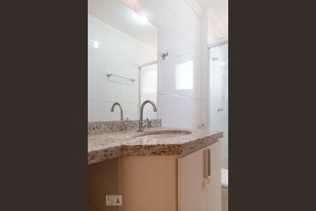 Apartamento para alugar com 75m², 2 quartos e 1 vagaBanheiro