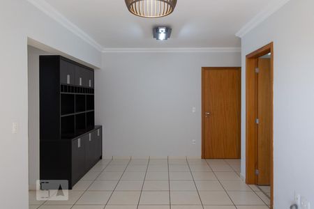 Apartamento para alugar com 75m², 2 quartos e 1 vagaSala