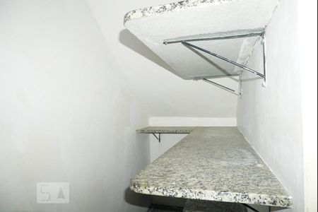 Casa à venda com 100m², 3 quartos e 2 vagas Casa à venda com 100m², 3 quartos e 2 vagasDespensa