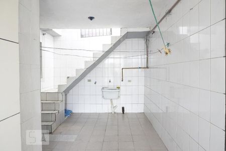 Casa à venda com 100m², 3 quartos e 2 vagas Casa à venda com 100m², 3 quartos e 2 vagasLavanderia