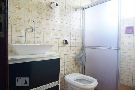 Casa à venda com 100m², 3 quartos e 2 vagas Casa à venda com 100m², 3 quartos e 2 vagasBanheiro piso Superior