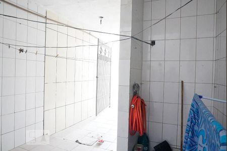 Casa à venda com 100m², 3 quartos e 2 vagas Casa à venda com 100m², 3 quartos e 2 vagasLavanderia