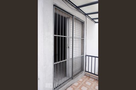 Casa à venda com 100m², 3 quartos e 2 vagas Casa à venda com 100m², 3 quartos e 2 vagasVaranda do Quarto 1