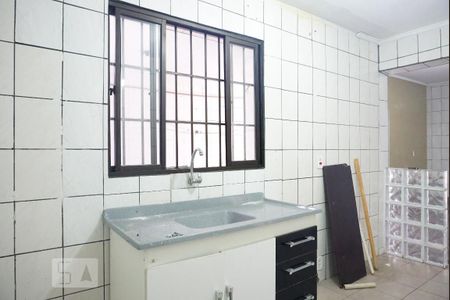 Casa à venda com 100m², 3 quartos e 2 vagas Casa à venda com 100m², 3 quartos e 2 vagasCozinha