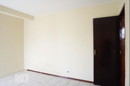 Casa à venda com 100m², 3 quartos e 2 vagas Casa à venda com 100m², 3 quartos e 2 vagasQuarto 1