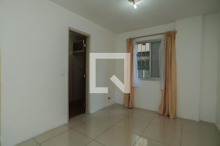 Studio à venda com 30m², 1 quarto e 1 vagaKitnet