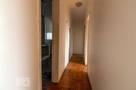 Corredor de apartamento para alugar com 2 quartos, 54m² em Madureira, Rio de Janeiro