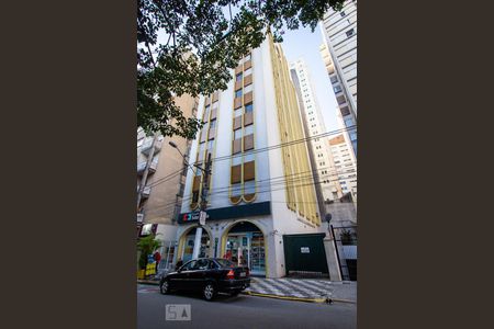 Apartamento para alugar com 44m², 1 quarto e sem vaga Apartamento para alugar com 44m², 1 quarto e sem vagaFachada