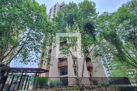 Apartamento à venda com 164m², 3 quartos e 3 vagasFachada