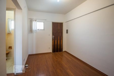 Sala de apartamento para alugar com 1 quarto, 54m² em Centro, Campinas