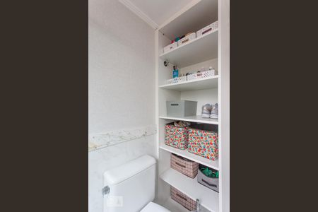 Apartamento à venda com 200m², 4 quartos e 3 vagasBanheiro da Suíte 2