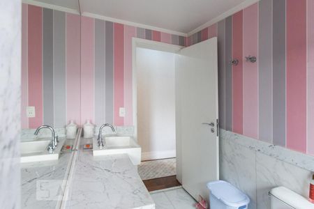 Apartamento à venda com 200m², 4 quartos e 3 vagasBanheiro