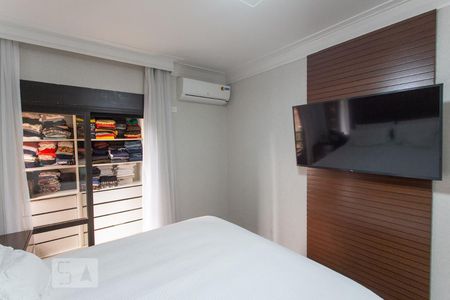 Apartamento à venda com 200m², 4 quartos e 3 vagasQuarto Suite 2