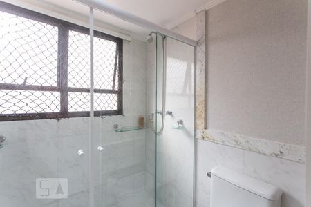 Apartamento à venda com 200m², 4 quartos e 3 vagasBanheiro da Suíte 2