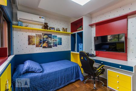 Apartamento à venda com 200m², 4 quartos e 3 vagasQuarto Suíte 1