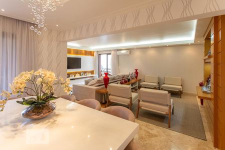 Apartamento à venda com 200m², 4 quartos e 3 vagasSala de Jantar