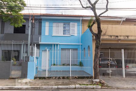 Casa à venda com 108m², 2 quartos e 3 vagasFachada