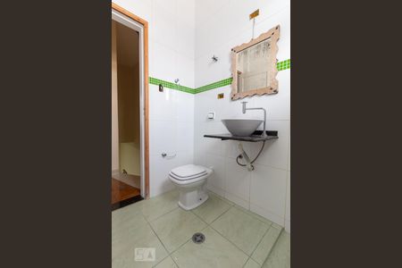 Casa à venda com 108m², 2 quartos e 3 vagasBanheiro 