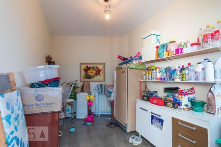 Casa à venda com 108m², 2 quartos e 3 vagasQuarto de serviço