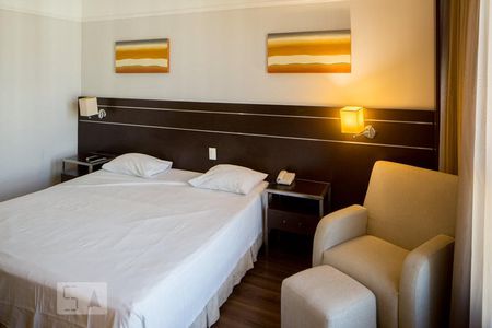 Quarto de apartamento à venda com 1 quarto, 28m² em Serra, Belo Horizonte