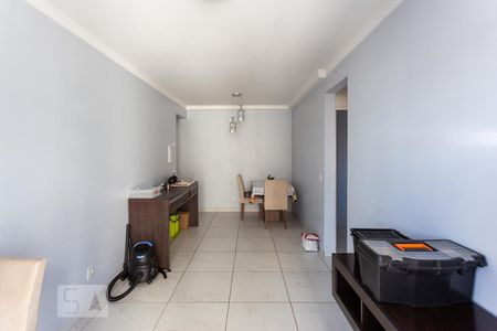 Sala de apartamento para alugar com 2 quartos, 56m² em São Pedro, Osasco