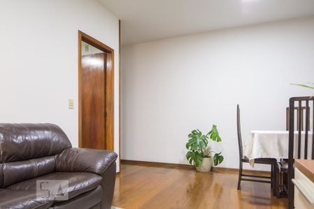 Sala de apartamento para alugar com 2 quartos, 70m² em Lourdes, Belo Horizonte