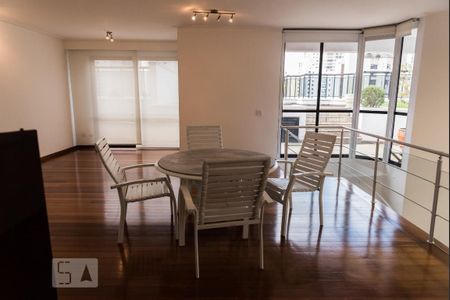 Apartamento à venda com 340m², 4 quartos e 4 vagasSala piso superior