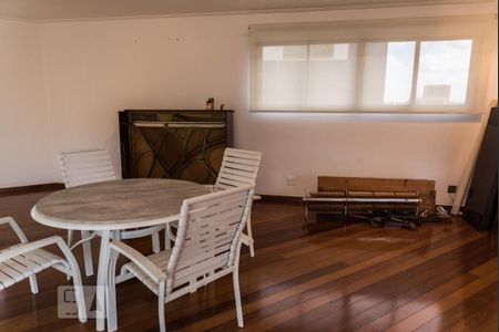 Apartamento à venda com 340m², 4 quartos e 4 vagasSala piso superior