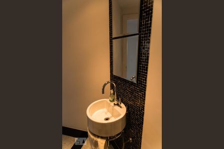 Apartamento à venda com 340m², 4 quartos e 4 vagasLavabo