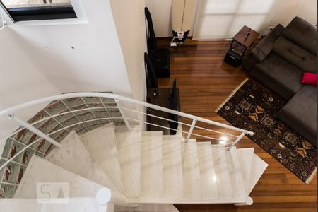 Apartamento à venda com 340m², 4 quartos e 4 vagasEscada