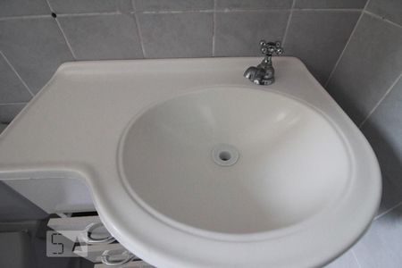 Apartamento à venda com 65m², 2 quartos e 2 vagasBanheiro