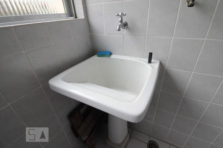 Apartamento à venda com 65m², 2 quartos e 2 vagasArea de serviço