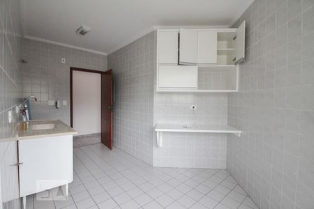 Apartamento à venda com 65m², 2 quartos e 2 vagasCozinha
