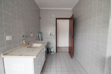 Apartamento à venda com 65m², 2 quartos e 2 vagasCozinha